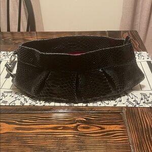 Maurizio Taiuti Black Snakeskin Leather Wristlet Clutch